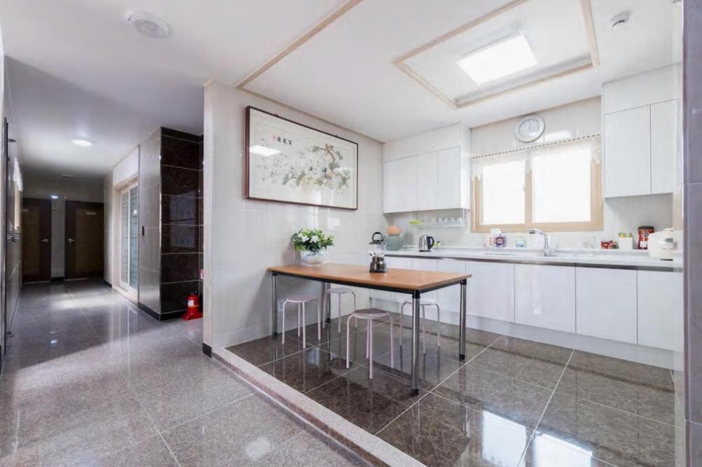 Hub Guest House Инчон Екстериор снимка