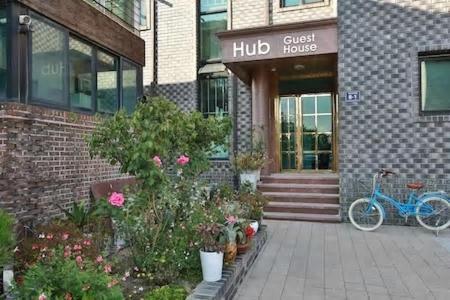 Hub Guest House Инчон Екстериор снимка
